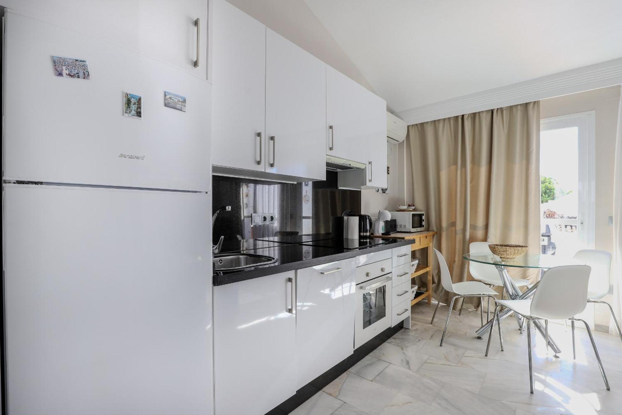 Apartment Duplex With Bbq And Amenities *